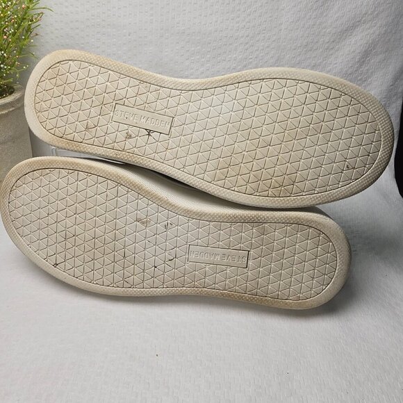 STEVE MADDEN ZAYNA ARMY GREEN SLIP ON SUEDE SHOE WOMENS SIZE 8 EUC - Picture 7 of 10